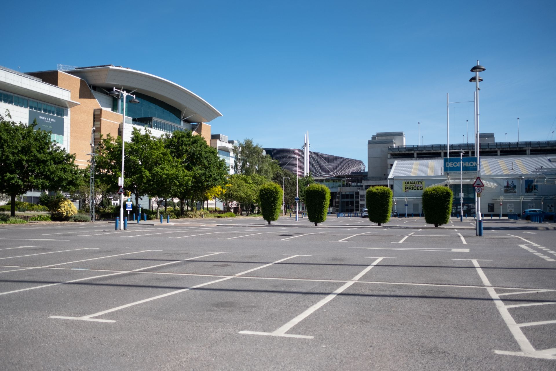 Exert from Jan Pavelka's book '2 metres apart' - picture shows an empty car park