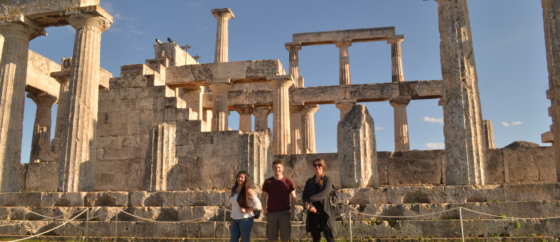 Air travel and tourism students in Athens