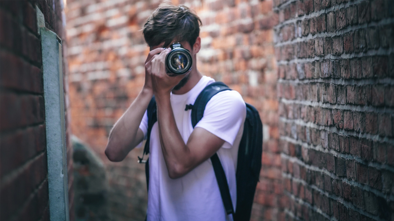 image of Jesse doing photography