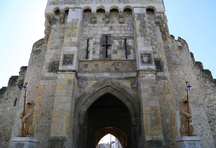 image of the historical structure, bargate in Southampton