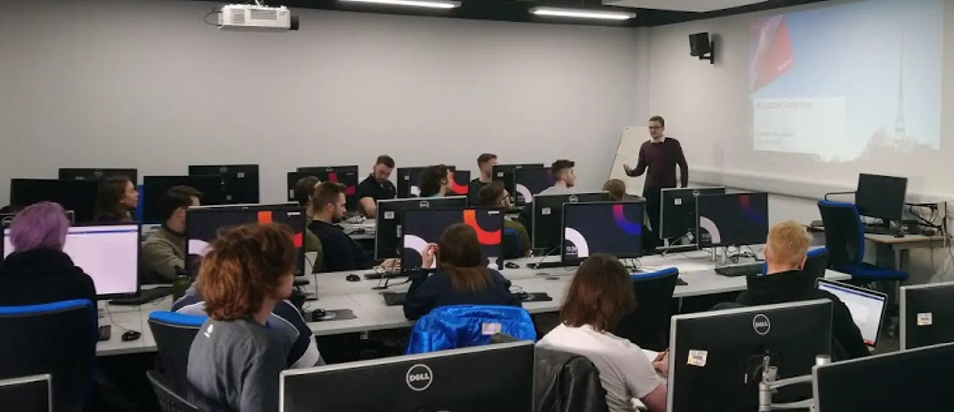Media technology students listening to Dan Johnston's talk on antennas