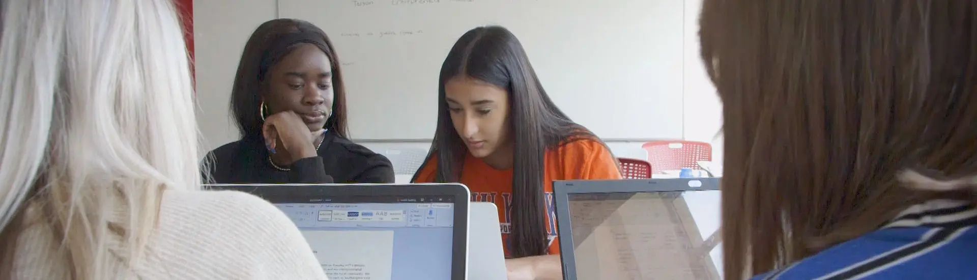 Students in the crisis simulation