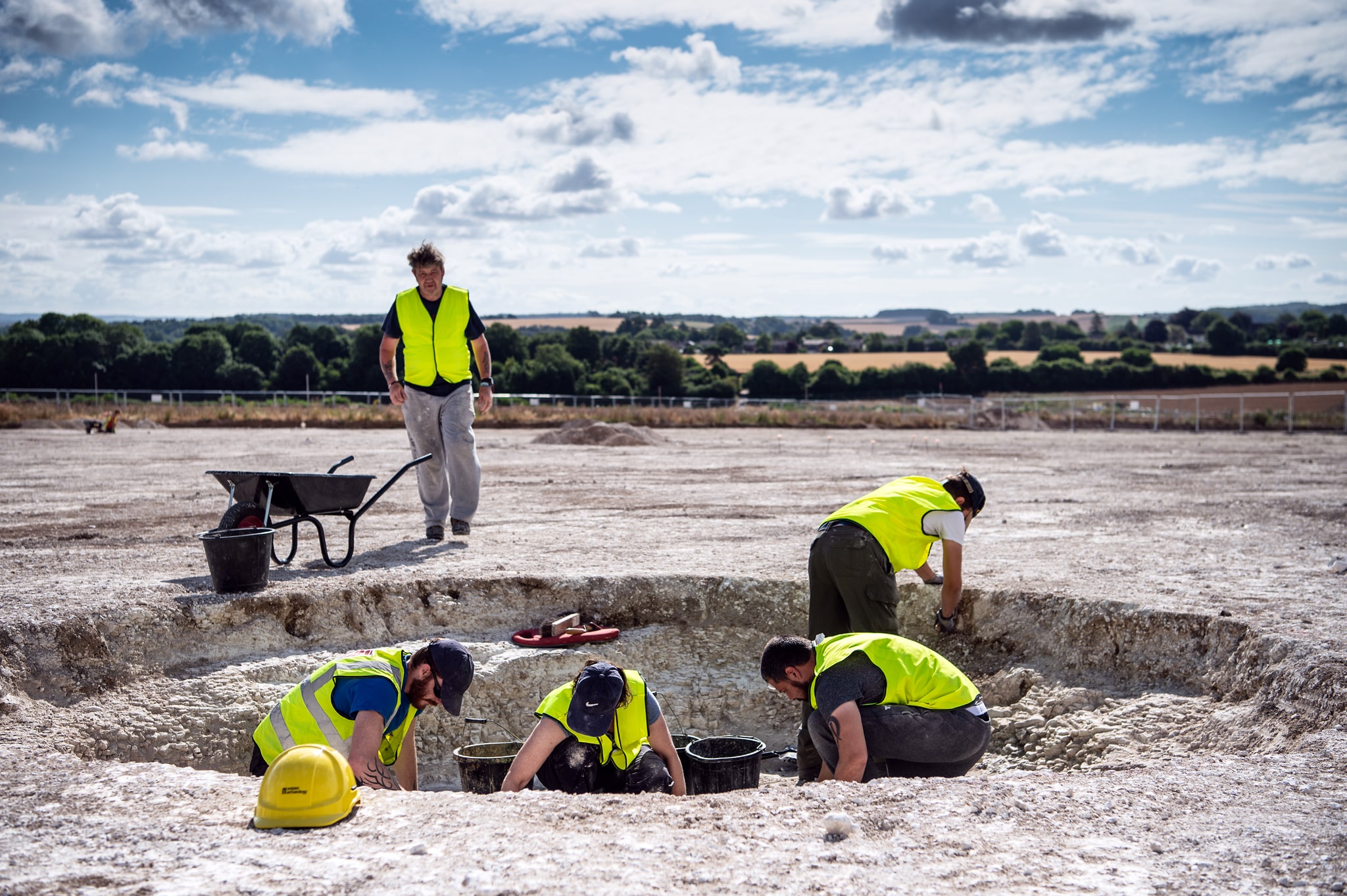 Veteran studentship holders from the University of Winchester excavating a Hessian Mercenary dugout in a collaboration between Pre-Construct Archaeology and Operation Nightingale at Barton Farm, Winchester, 2018.  Photo credit: Photography by Harvey Mills ARPS