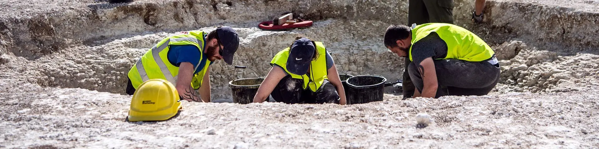 Veteran studentship holders from the University of Winchester excavating a Hessian Mercenary dugout in a collaboration between Pre-Construct Archaeology and Operation Nightingale at Barton Farm, Winchester, 2018. Photo credit: Photography by Harvey Mills ARPS