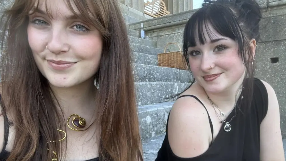 Lucy and Emily 