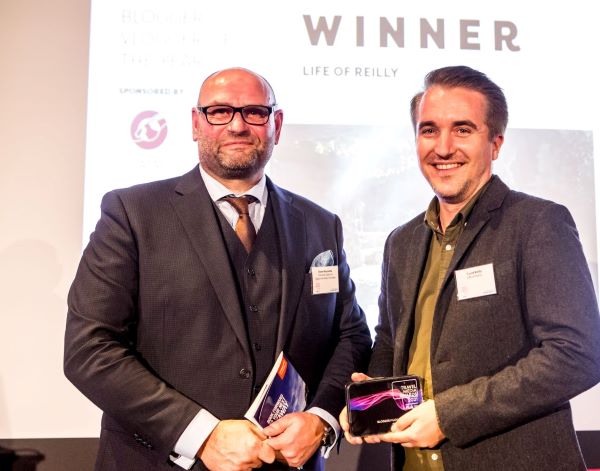 David Reilly receiving his award