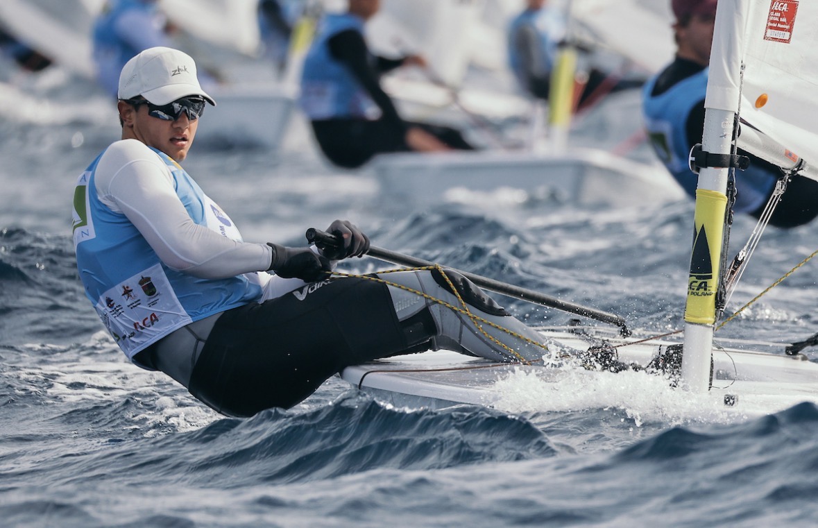 Tihon Zutskov solo sailing