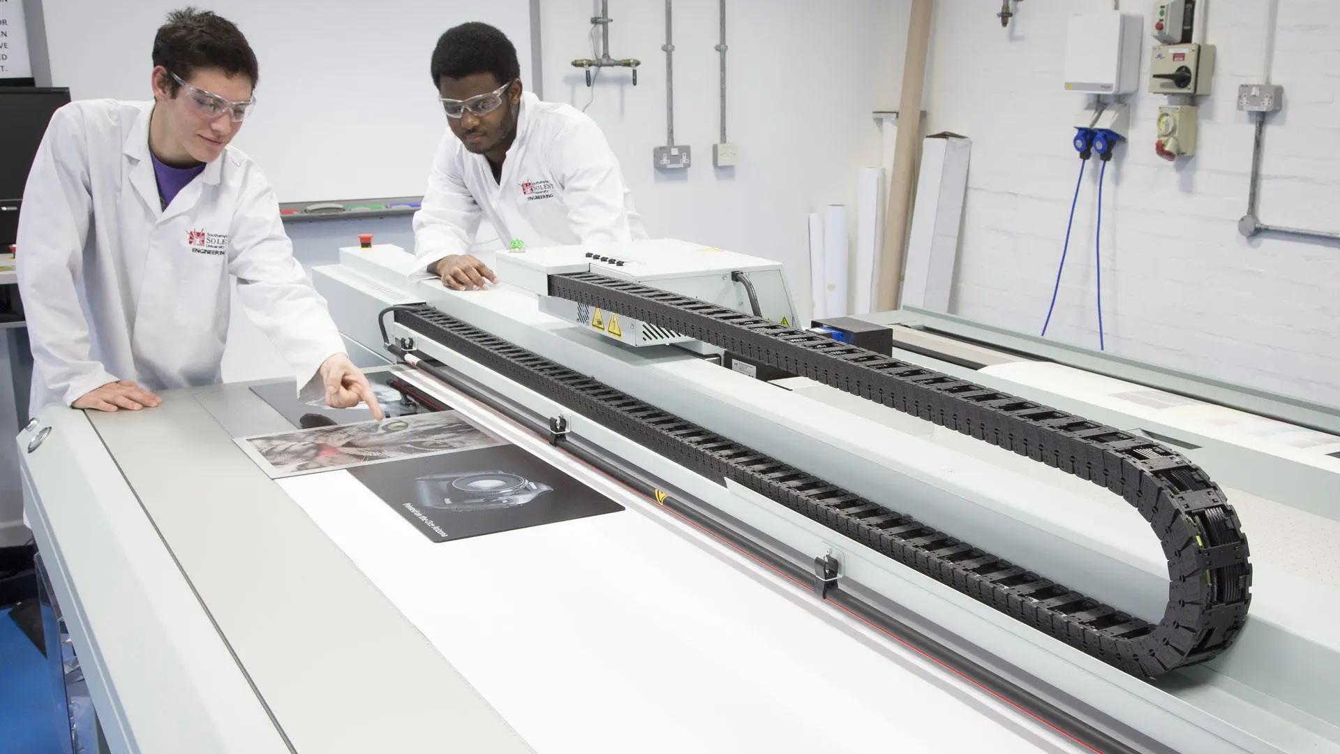 Students in the advanced manufacturing lab