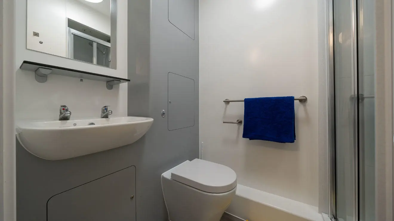 En-suite bathroom in Kimber residence