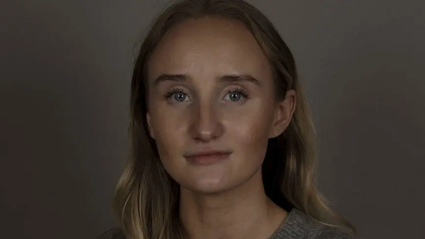 Headshot of Bella Hooper