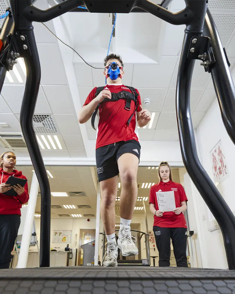 A client having their VO2 max assessed in Solent's sport science lab
