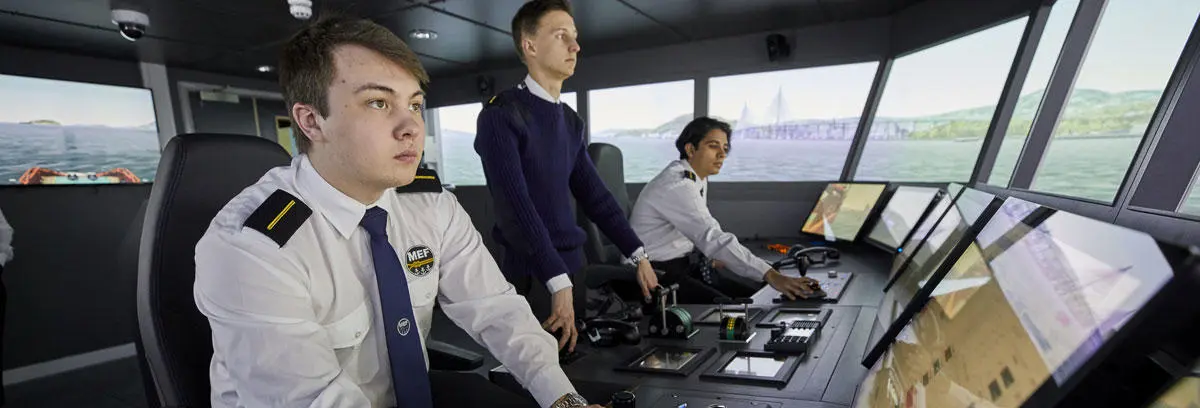 Bridge simulation facility at Solent University