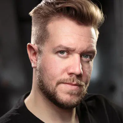 Headshot of Benjamin Archer