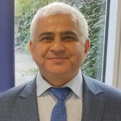 Headshot of Ismet Gocer