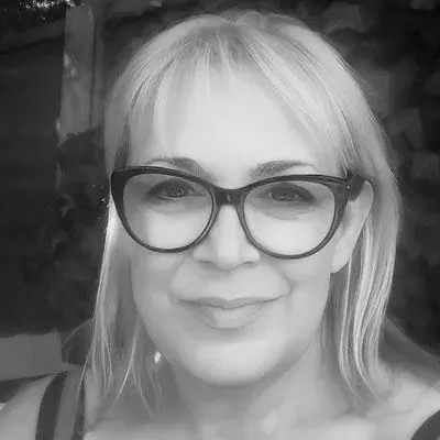 Lesley Taylor