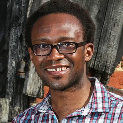 Mat Moyo, Lecturer