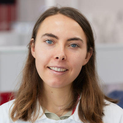  Headshot of Mikaela Lee