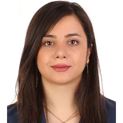 Headshot of Mitra Rezaei
