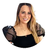 Headshot of Lucy Elliott