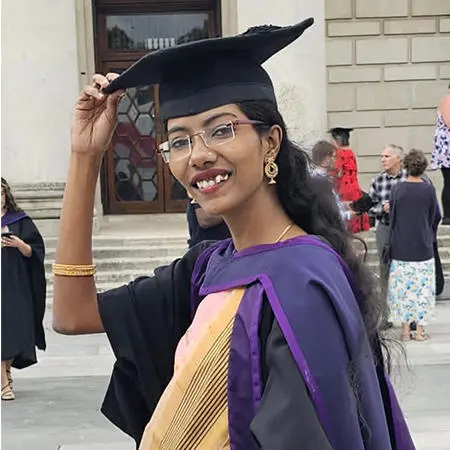 Headshot of Farsiya Afaque Ahmed, Solent master's graduate