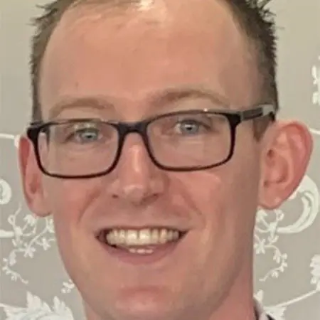 Headshot - Peter Abbs-Fortnum