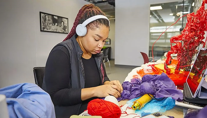A fine art student working on her project