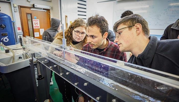 Students working on a project in the engineering lab