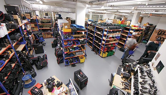 The media hatch and its equipment