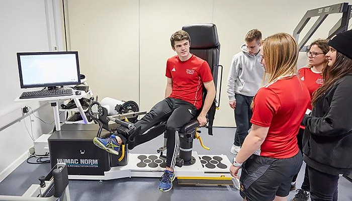 Sport science students in the lab
