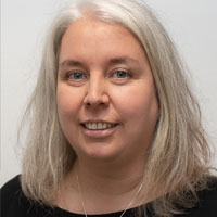 Headshot of Sara Scott